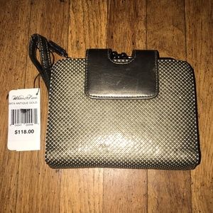 Vintage Whiting and Davis wristlet wallet